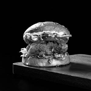 Granny'S Hot Nashville Burger Chicken