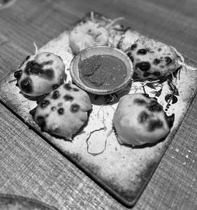 Cheese Naan Bomb