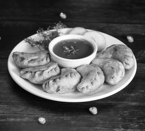 Fried chicken  momos(5piece)