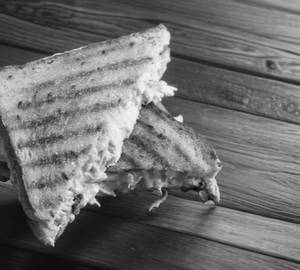 Tandoori chicken sandwich