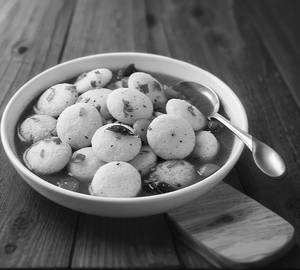 Sambar Splash Idli