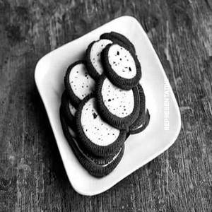 White Oreo