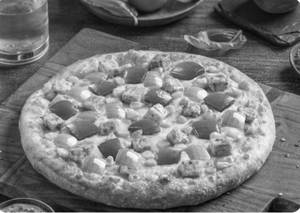 Makhani Paneer Pizza 