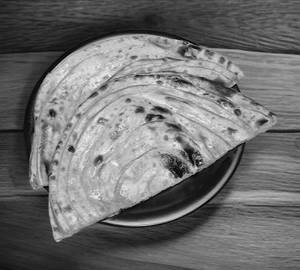 1 Desi Laccha Paratha