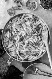 Creamy chicken pasta penne white