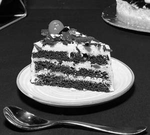 Eggless Black Forest Pastry