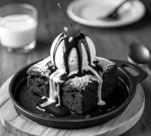 Sizzling Brownie With Ice Cream