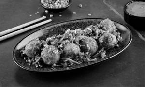 Veg Manchurian Dry (mini | 5 Pcs)