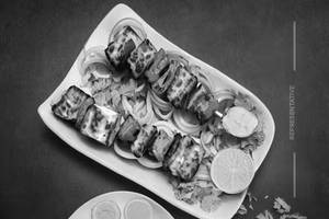 Achari Paneer Tikka Dry