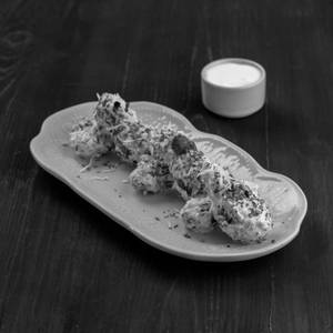 Chicken wings garlic parmesan