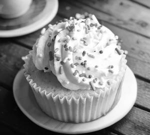 Iced cup cake