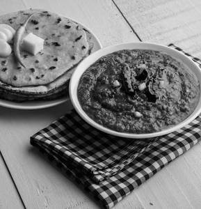 Sarson Da Saag with (2) Makki Di Roti
