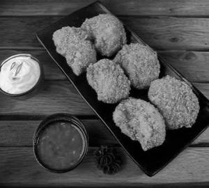 Chicken Kurkure Momos ( 8 Pcs )
