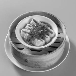 Prawn Lotus Root Roll Raw Mango Sauce