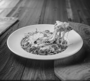 Cheesy Red Sauce Pasta
