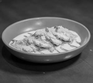 Amaranth Aur Aloo Tikki Ki Chaat (Nut Free)