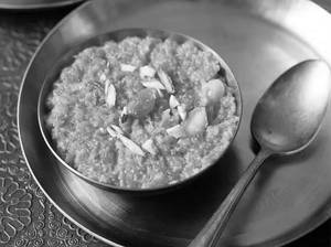Gajar Ka Halwa (carrot Halwa)
