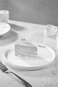 Pistachio Elegance Pastry