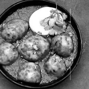 Bharwa Dum Aloo