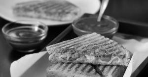 Vegetable sandwich