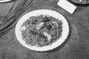 Schezwan Chow (egg)