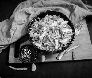 Chicken Chilli Garlic Noodles