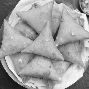 Vatana Patti Samosa
