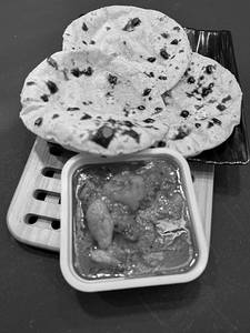 Bataka Sabji Roti Combo [lunch]
