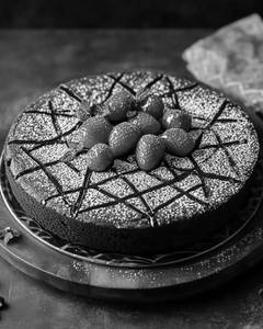 Italian Chocolate Cake [450 Grams]