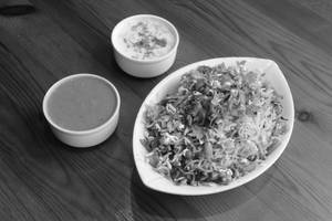 Veg Biryani With Raita 