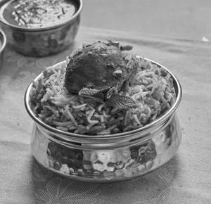 Mini chicken Dum Biryani (Serves - Small Hunger)