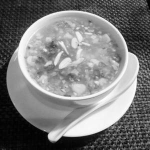 Eight Treasure Chicken Soup