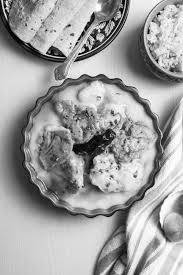 Kadhi Pakoda + 3 Roti