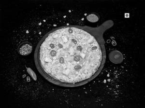 Special Achari Pizza