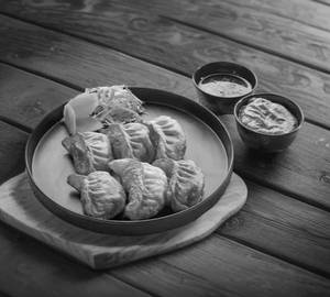 Paneer Fried Momos[6Pieces]