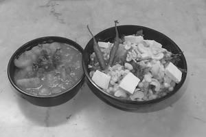 Sabudana Khichdi With Aloo Gravy Sabzi Combo