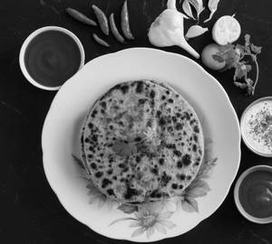 Sattu Paratha [1 Piece]