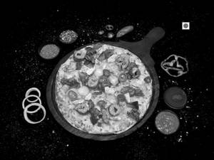 Special Chicken Mexicana Pizza