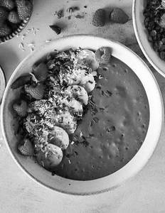 Mocha Smoothie Bowl