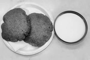2 Kuttu Poori With Dahi