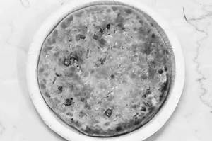 1 Gobi Mooli Mixed Paratha
