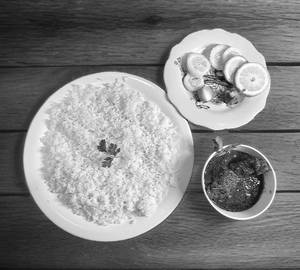 Rice With Chicken Curry (2 Pieces)