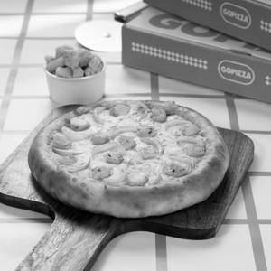 Desi Chicken Pizza