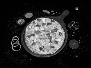 Korma Chicken Pizza