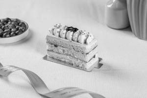 Blueberry Pastry