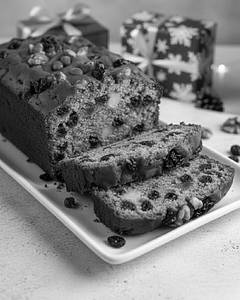 Eggless Plum Cake