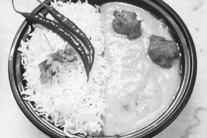 Special Kadhi Pakora With Rice
