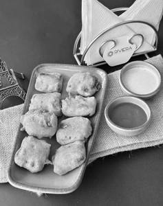Paneer Pakoda [8Pcs]