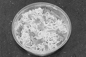 Capsicum Tomato Maggi Bowl