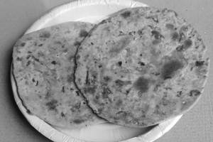 1 Missi Roti In Desi Ghee